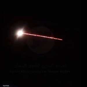 الفيديو الذي نشره المرصد السوري للسلاح الاميركي أثناء تجربته