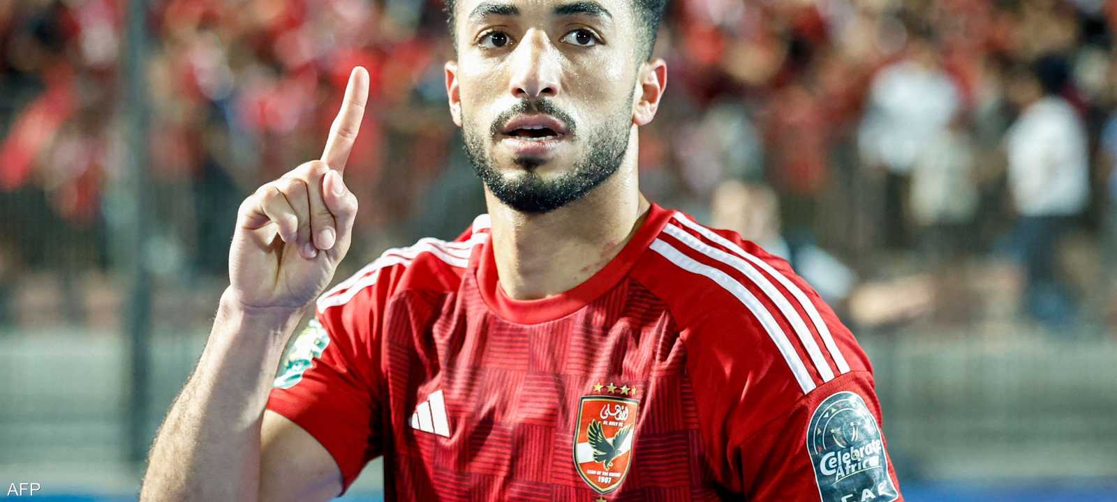 مدافع الأهلي ومنتخب مصر محمد عبد المنعم