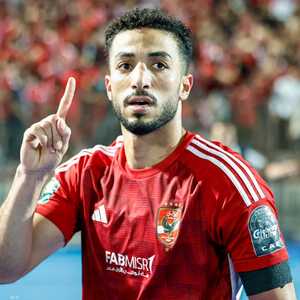 مدافع الأهلي ومنتخب مصر محمد عبد المنعم
