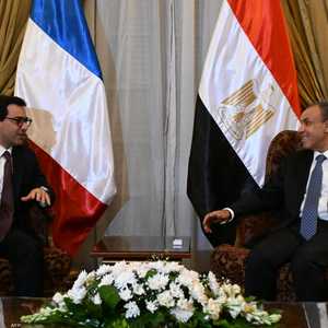 وزيرا خارجية مصر وفرنسا اجتمعا في القاهرة