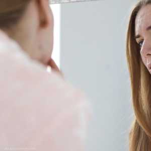 نضارة أم شحوب.. الهرمونات وعلاقتها ببشرة الحامل