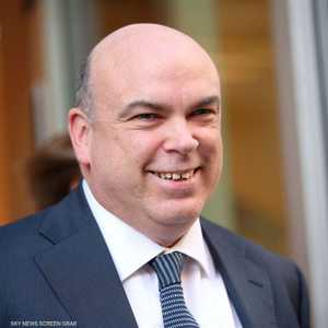 الملياردير مايك لينش