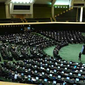 بين الدبلوماسية والتصعيد.. طهران تنتهج سياسة الكيل بمكياليين