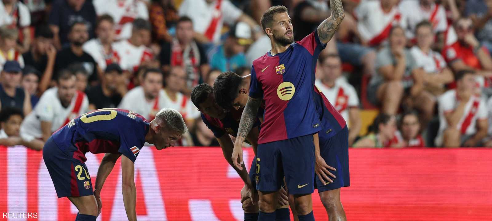 مارك برنال لاعب خط وسط برشلونة