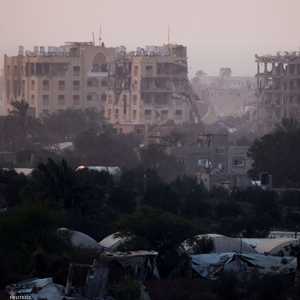 الدبابات الإسرائيلية في وسط خان يونس