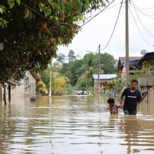 الفيضانات أحدثت أضرار كبيرة