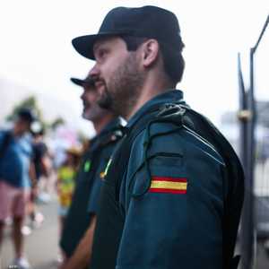 عنصران من الشرطة الإسبانية - أرشيفية