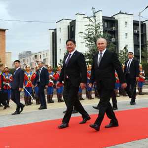 بوتين مع نظيره المنغولي أوخنا خورلسوخ