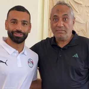 محمد صلاح مع مكتشفه مصطفى قرني