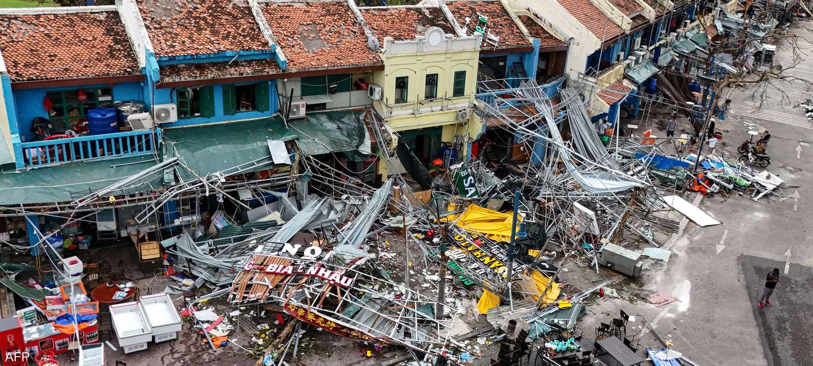 انهيار وفيضانات نجمت عن الإعصار ياغي في فيتنام