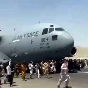 الانسحاب الفوضوي من أفغانستان يعود كورقة انتخابية