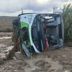 الحادث خلف، حتى الآن، مصرع شخصين وفقدان 14 آخرين