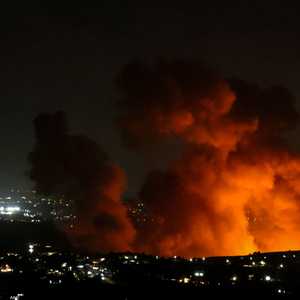 إسرائيل تقول إنها تقصف مواقع لحزب الله في جنوب لبنان