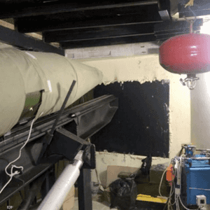 صاروخ بعيد المدى تقول إسرائيل إنه لحزب الله