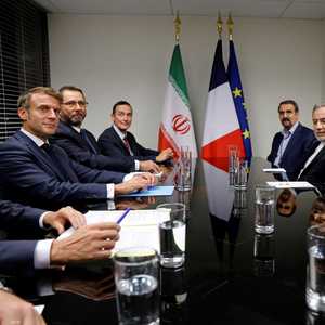 لقاء بين ماكرون وبزشكيان