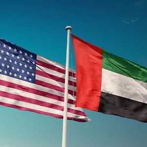 علمي الإمارات والولايات المتحدة