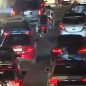 سكان يفرون من الضاحية الجنوبية لبيروت