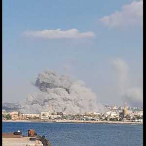 جانب من الهجمات على الحديدة