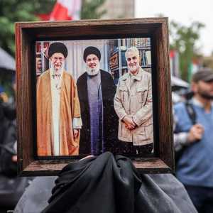 علي خامنئي وحسن نصر الله وقاسم سليماني