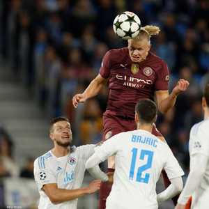 هالاند لم يفوت الفرصة للتسجيل في دوري الأبطال