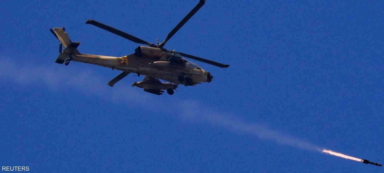 مروحية هجومية إسرائيلية تطلق صاروخا باتجاه جنوب لبنان