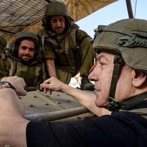 صورة أرشيفية للقاء بين نتنياهو وجنود إسرائيليين