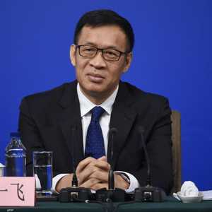 النائب السابق لمحافظ البنك المركزي الصيني، فان يي في