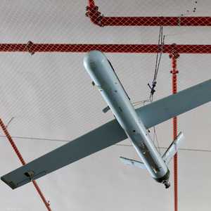 عرضت إسرائيل مسيرات قالت إنها وجدتها أثناء عمليتها بلبنان