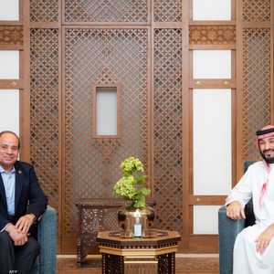 ولي العهد السعودي يلتقي الرئيس المصري بالقاهرة