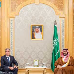 ولي العهد السعودي يستقبل بلينكن