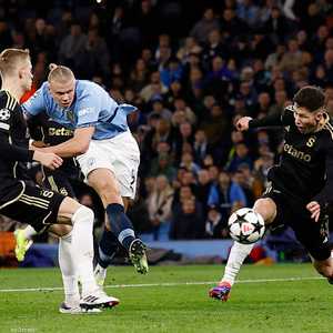 من المباراة بين الفريقين