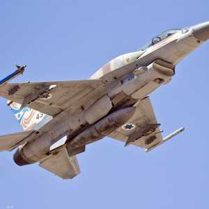 الجيش الإسرائيلي يقصف جنوب لبنان وقطاع غزة بالطائرات