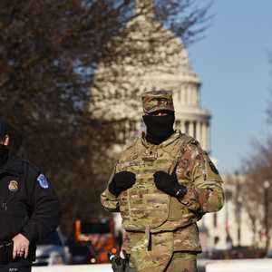 أرشيفية لأحد أعضاء الحرس الوطني في واشنطن