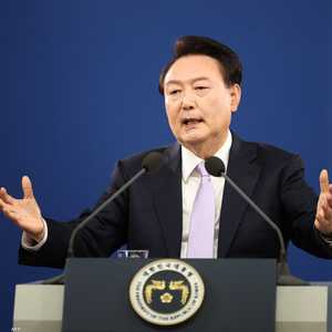 رئيس كوريا الجنوبية: لا نستبعد إرسال أسلحة إلى أوكرانيا