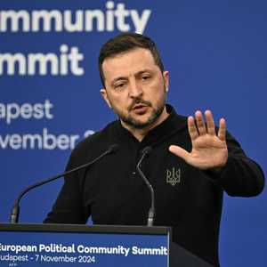 زيلنيسكي يحذر من دعوة وقف إطلاق النار دون ضمانات أمنية لكييف