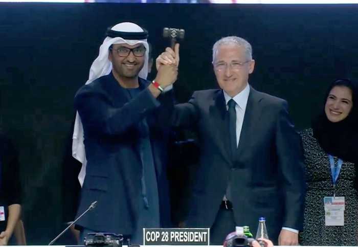 رئيس COP28 يدعو الأطراف إلى دعم تنفيذ "اتفاق الإمارات"
