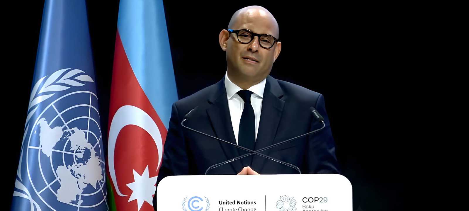 سيمون ستيل يشيد بدور الإمارات خلال رئاستها "COP28"