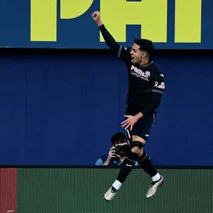 الدولي المغربي إلياس أخوماش