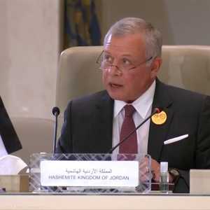 العاهل الأردني يدعو لكسر الحصار عن قطاع غزة ودعم لبنان