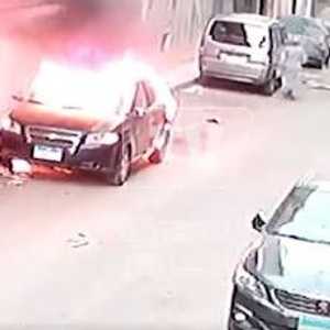 ألقت الشرطة القبض على الفتاة