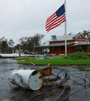 أرشيفية: آثار إعصار ميلتون على فلوريدا
