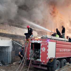 الدفاع المدني اللبناني ينتشل 14 جثة من مبنى في بعلبك