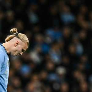 هالاند فشل في هز شباك توتنهام