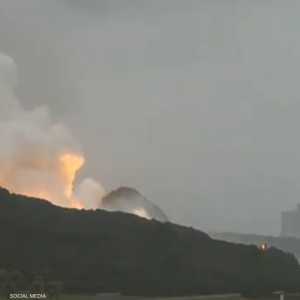 صورة للحريق في موقع تجارب إطلاق الصواريخ