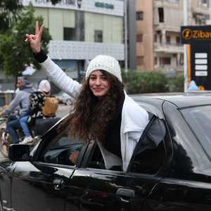 رغم تحذير الجيش الإسرائيلي.. نازحون لبنانيون يعودون لقراهم