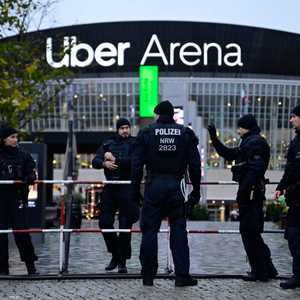 تقام المباراة في أوبر أرينا