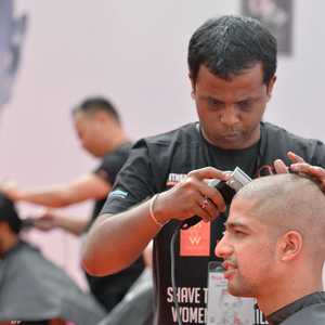 تعقيم أدوات الحلاقة ضروري لحماية الرأس من العدوى