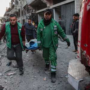 بعض القتلى لقوا حتفهم خلال الانتظار بطابور للحصول على الخبز