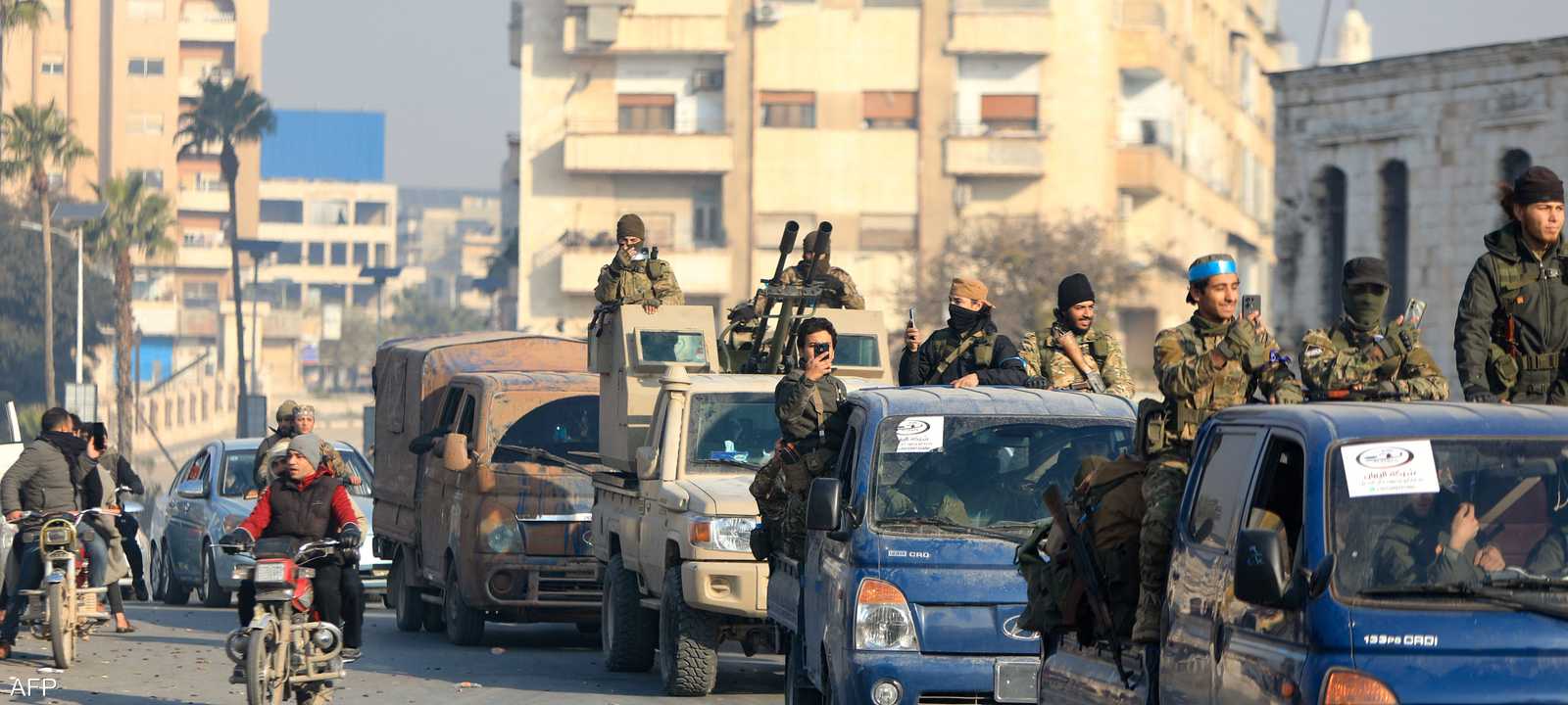 الفصائل المسلحة تعمل على تطويق العاصمة دمشق