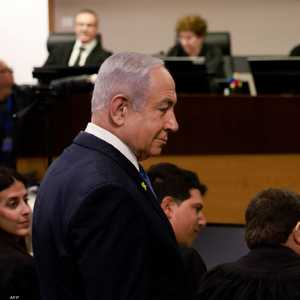 نتنياهو يحاكم بتهم الرشوة والاحتيال وخيانة الأمانة